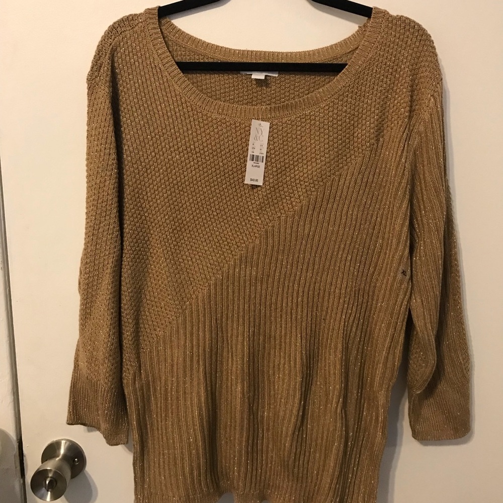 💜New York & Co. BNWT Gold Sweater💜